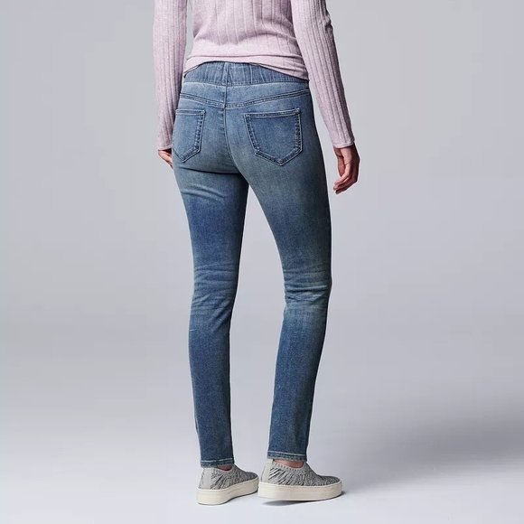 Simply Vera Vera Wang Women's Smoke Blue Pull-On Skinny Jeans Size 6 EUC - Picture 5 of 7